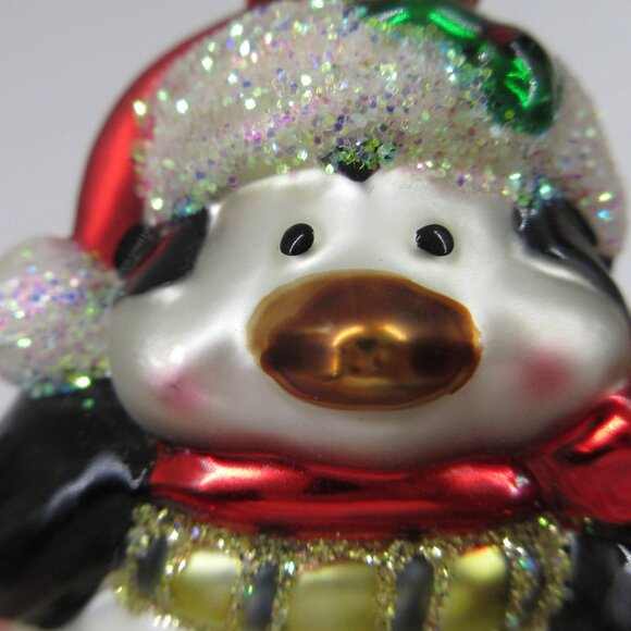 Unique Treasures Glass Penguin 3" Christmas Ornament in original box - Picture 6 of 15